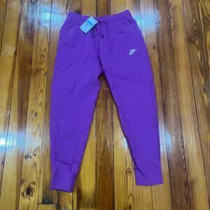 Nike Club Fleece Mid Rise Jogger Sweatpants Purple Women's Medium DQ5191-505 NEW